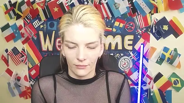 Snapshot of VanessaRey_ chatting on March 31, 2026, 6:37 am VanessaRey online show from March 31, 2026, 6:37 am