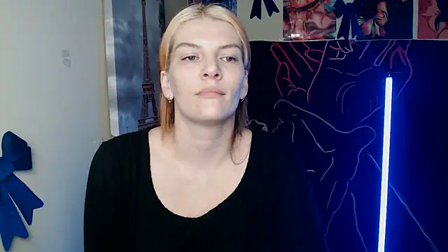 Snapshot of VanessaRey_ chatting on March 23, 2026, 7:52 am VanessaRey online show from March 23, 2026, 7:52 am