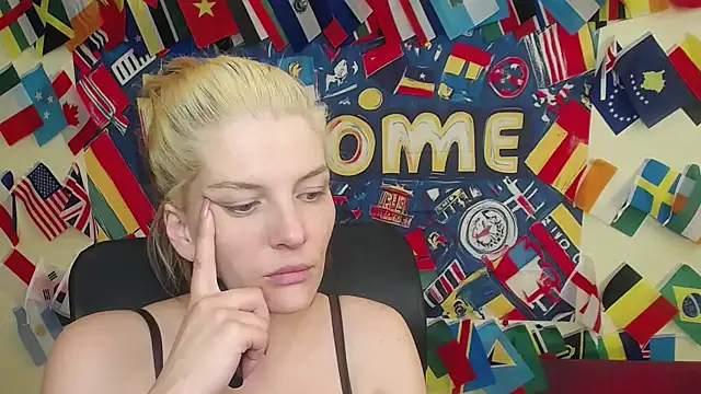 Snapshot of VanessaRey_ chatting on April 4, 2026, 4:52 am VanessaRey online show from April 4, 2026, 4:52 am