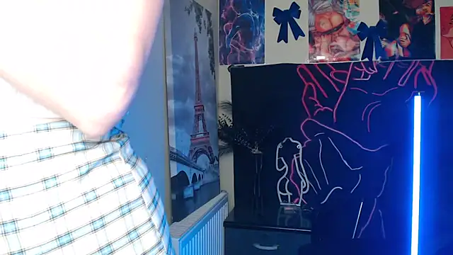 Snapshot of VanessaRey_ chatting on April 10, 2026, 2:57 pm VanessaRey online show from April 10, 2026, 2:57 pm