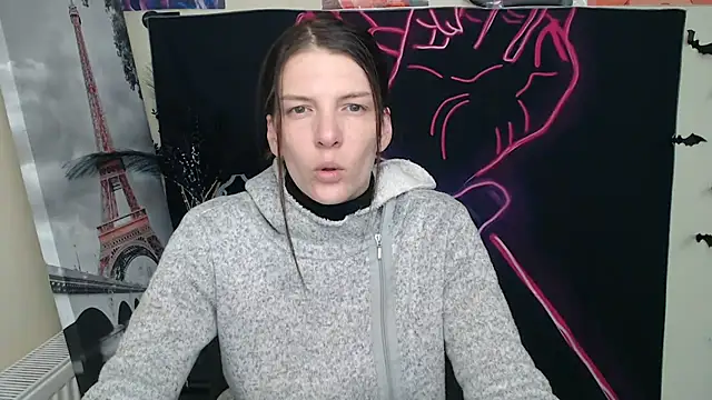 VanessaRey  online show from March 18, 2025, 7:44 am