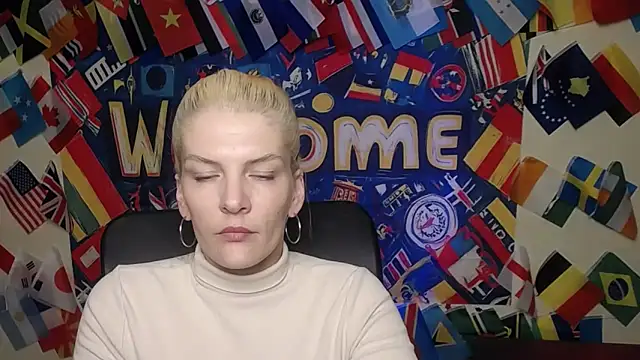 Snapshot of VanessaRey_ chatting on April 3, 2026, 4:46 pm VanessaRey online show from April 3, 2026, 4:46 pm