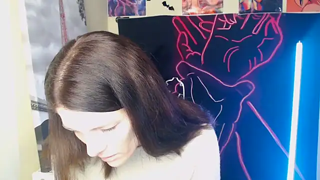 VanessaRey  online show from October 17, 2025, 7:00 am