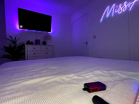 Snapshot of Missalex_xo chatting on January 7, 2026, 10:48 pm Missalex xo online show from January 7, 2026, 10:48 pm