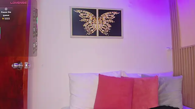 Snapshot of sharonscoth chatting on November 22, 2025, 8:40 pm sharonscoth online show from November 22, 2025, 8:40 pm