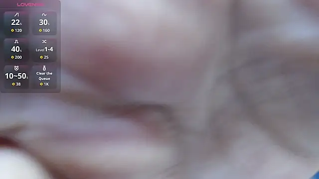 Snapshot of ScarlettGreen_ chatting on January 7, 2026, 11:37 am ScarlettGreen online show from January 7, 2026, 11:37 am