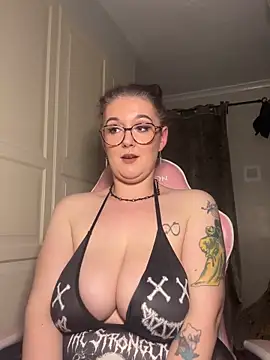 Ms Lunar-Lust online show from October 18, 2025, 5:59 pm