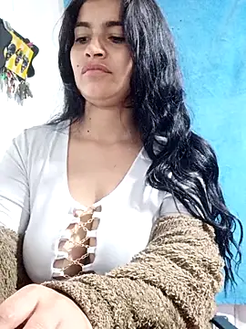 AlanaHotxx online show from September 17, 2025, 5:53 am