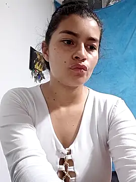 AlanaHotxx online show from September 11, 2025, 6:46 am