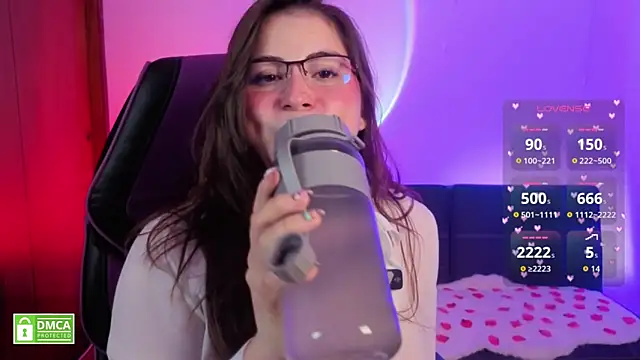 Taiga Cute online show from November 14, 2025, 6:50 am