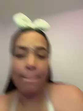 Snapshot of Deepika_padukoneNisha chatting on October 24, 2025, 4:06 pm Deepika padukoneNisha online show from October 24, 2025, 4:06 pm