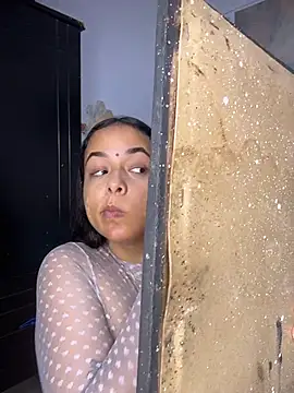 Snapshot of Deepika_padukoneNisha chatting on April 2, 2026, 9:32 pm Deepika padukoneNisha online show from April 2, 2026, 9:32 pm