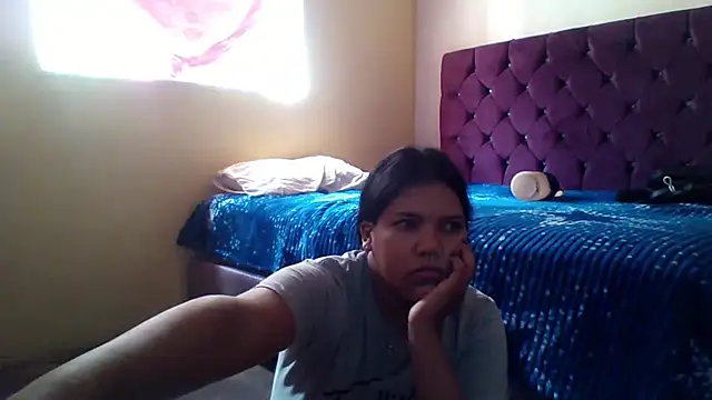 Valeria Tiffany online show from September 28, 2025, 4:47 pm