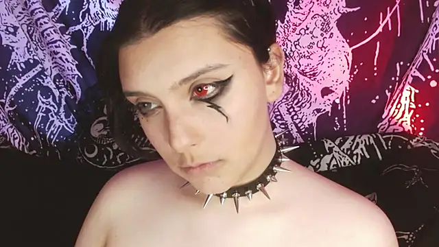 Snapshot of mikaskullcs chatting on November 14, 2025, 9:29 pm mikaskullcs online show from November 14, 2025, 9:29 pm