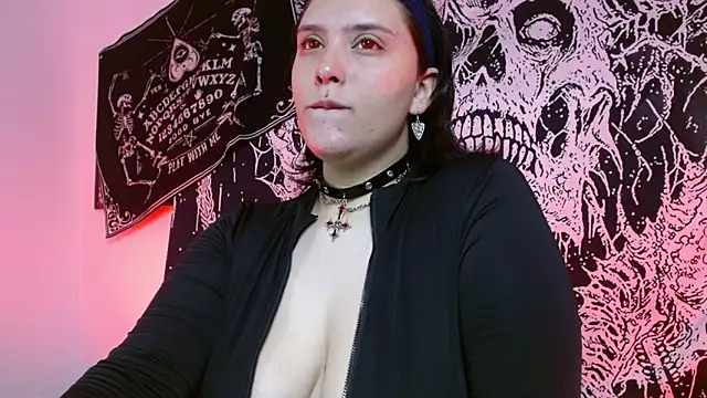 mikaskullcs online show from February 28, 2026, 9:47 pm