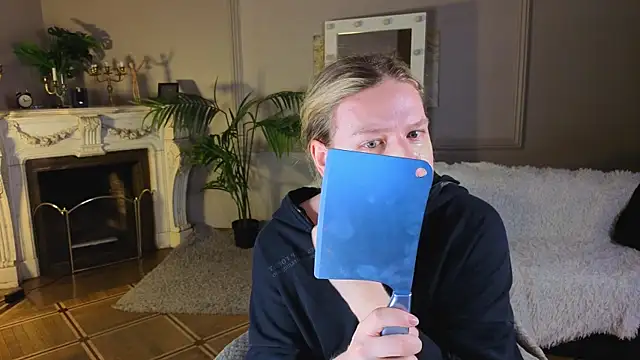 Jes Solar online show from October 27, 2025, 8:54 pm