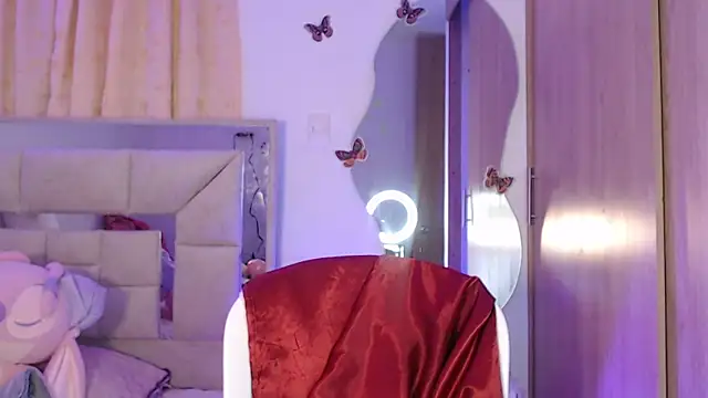 Snapshot of AlitaAnisee chatting on October 27, 2025, 1:06 am AlitaAnisee online show from October 27, 2025, 1:06 am