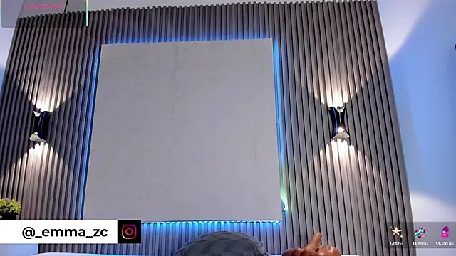 Snapshot of Emmazc_ chatting on September 26, 2025, 7:43 pm Emmazc online show from September 26, 2025, 7:43 pm