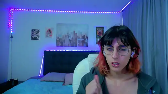 Snapshot of goth_minerva chatting on March 26, 2026, 1:31 pm goth minerva online show from March 26, 2026, 1:31 pm