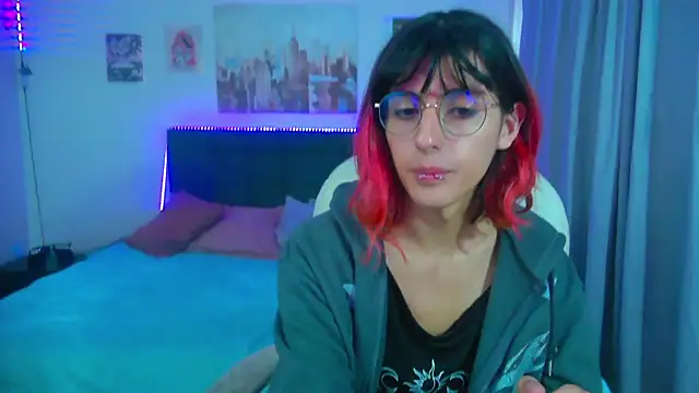 Snapshot of goth_minerva chatting on April 7, 2026, 1:46 pm goth minerva online show from April 7, 2026, 1:46 pm