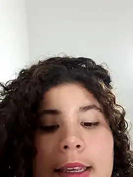 Snapshot of daika31 chatting on November 17, 2025, 12:14 am daika31 online show from November 17, 2025, 12:14 am