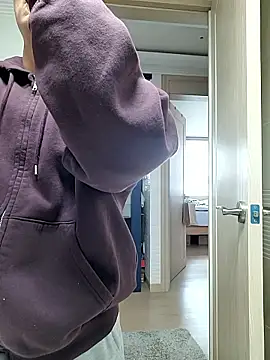 Snapshot of woonee827372 chatting on November 20, 2025, 3:07 am woonee827372 online show from November 20, 2025, 3:07 am