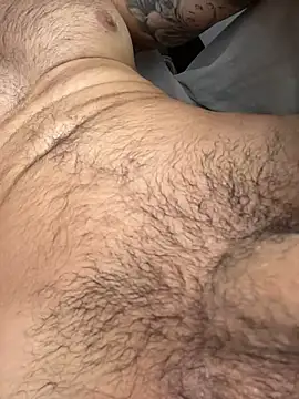 Snapshot of LucasJewely chatting on April 5, 2026, 5:19 pm LucasJewely online show from April 5, 2026, 5:19 pm