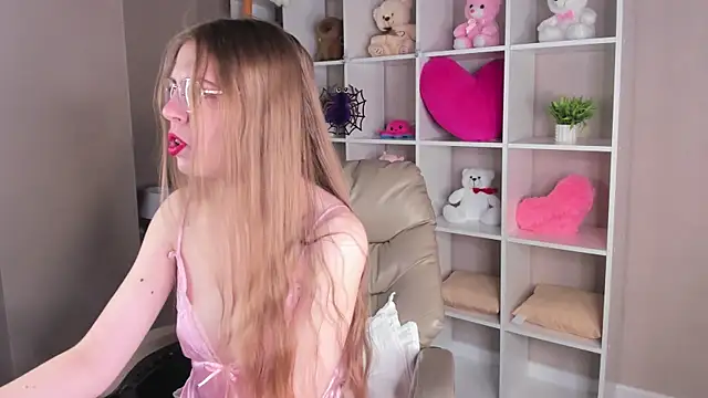 Joann Shermann online show from November 15, 2025, 1:09 am