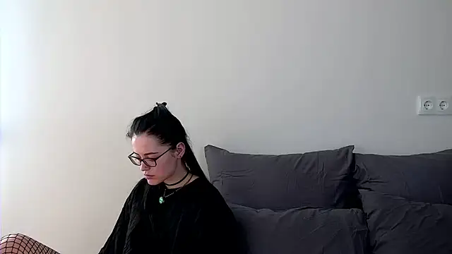 AshleyD  online show from May 23, 2026, 7:40 am