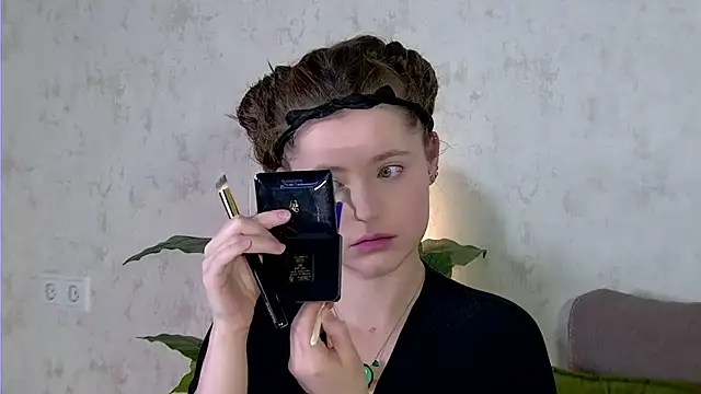 Snapshot of AshleyD_ chatting on October 13, 2025, 2:46 am AshleyD online show from October 13, 2025, 2:46 am