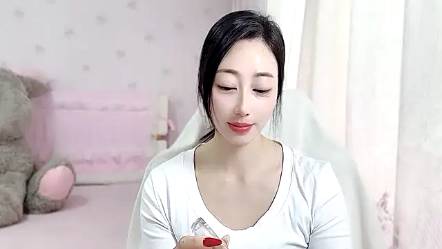 Snapshot of anjila888 chatting on October 24, 2025, 1:26 am anjila888 online show from October 24, 2025, 1:26 am