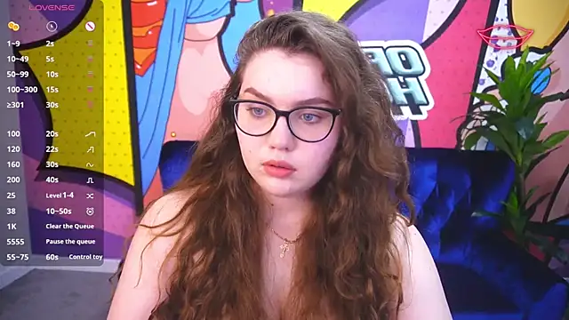 LuxSopphia online show from November 22, 2025, 8:08 pm