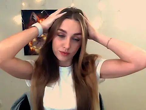 Snapshot of Doll_Angelina chatting on November 27, 2025, 7:09 am Doll Angelina online show from November 27, 2025, 7:09 am