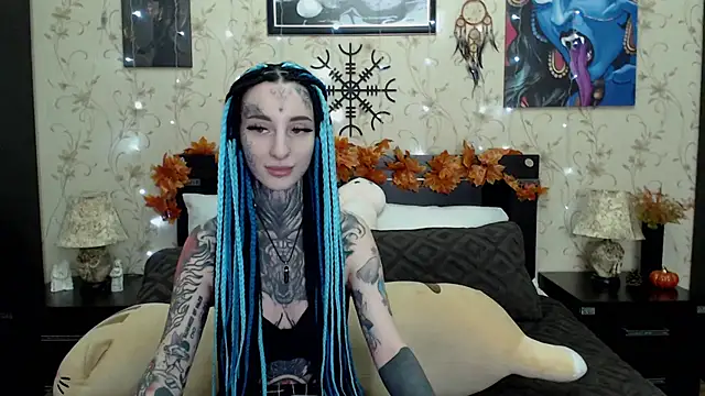 Snapshot of Velvetbat chatting on November 28, 2025, 7:08 am Velvetbat online show from November 28, 2025, 7:08 am