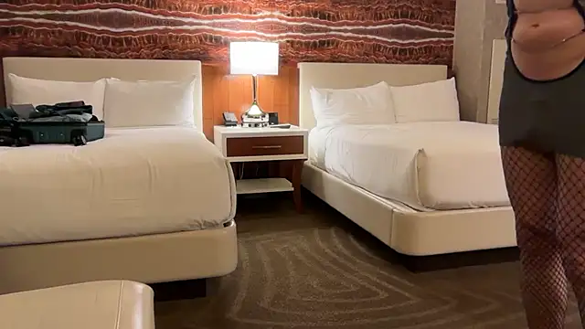 devotesissy83 online show from December 1, 2025, 9:21 am