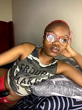 Snapshot of YummyMelanin117 chatting on October 6, 2025, 7:25 pm YummyMelanin117 online show from October 6, 2025, 7:25 pm