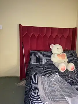 Snapshot of YummyMelanin117 chatting on September 27, 2025, 9:43 pm YummyMelanin117 online show from September 27, 2025, 9:43 pm