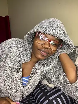 Snapshot of YummyMelanin117 chatting on September 30, 2025, 9:32 pm YummyMelanin117 online show from September 30, 2025, 9:32 pm