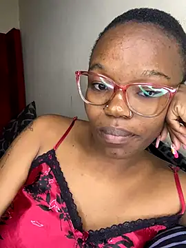 Snapshot of YummyMelanin117 chatting on December 3, 2025, 9:58 pm YummyMelanin117 online show from December 3, 2025, 9:58 pm