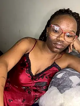 YummyMelanin117 online show from January 12, 2026, 10:36 pm