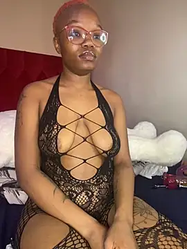 Snapshot of YummyMelanin117 chatting on September 24, 2025, 7:59 am YummyMelanin117 online show from September 24, 2025, 7:59 am