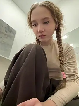 Snapshot of bambi_lu chatting on March 19, 2026, 6:30 pm bambi lu online show from March 19, 2026, 6:30 pm