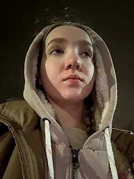 Snapshot of bambi_lu chatting on November 11, 2025, 6:14 pm bambi lu online show from November 11, 2025, 6:14 pm