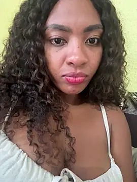 Snapshot of Angel_tammy chatting on March 18, 2026, 8:32 pm Angel tammy online show from March 18, 2026, 8:32 pm