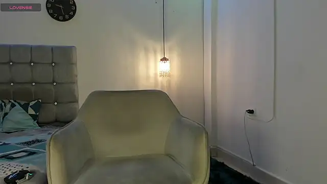 Snapshot of samxx_muscle chatting on November 13, 2025, 2:54 pm samxx muscle online show from November 13, 2025, 2:54 pm