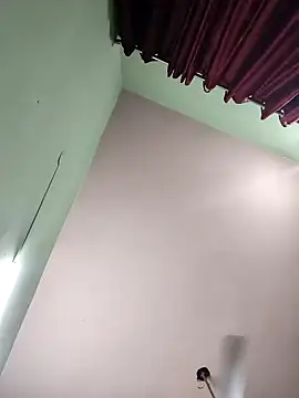 Snapshot of Eshwari_Chopra chatting on September 12, 2025, 4:51 pm Eshwari Chopra online show from September 12, 2025, 4:51 pm