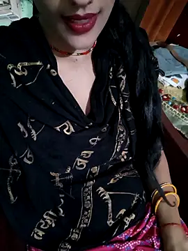 Snapshot of Eshwari_Chopra chatting on November 5, 2025, 3:09 am Eshwari Chopra online show from November 5, 2025, 3:09 am