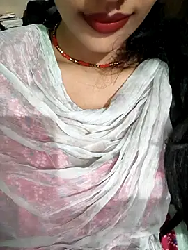 Snapshot of Eshwari_Chopra chatting on October 2, 2025, 12:08 pm Eshwari Chopra online show from October 2, 2025, 12:08 pm