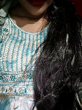 Snapshot of Eshwari_Chopra chatting on December 15, 2025, 3:29 pm Eshwari Chopra online show from December 15, 2025, 3:29 pm