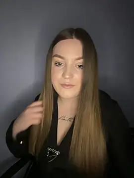 Snapshot of _Iris_Sweety chatting on March 21, 2025, 6:51 pm Iris Sweety online show from March 21, 2025, 6:51 pm